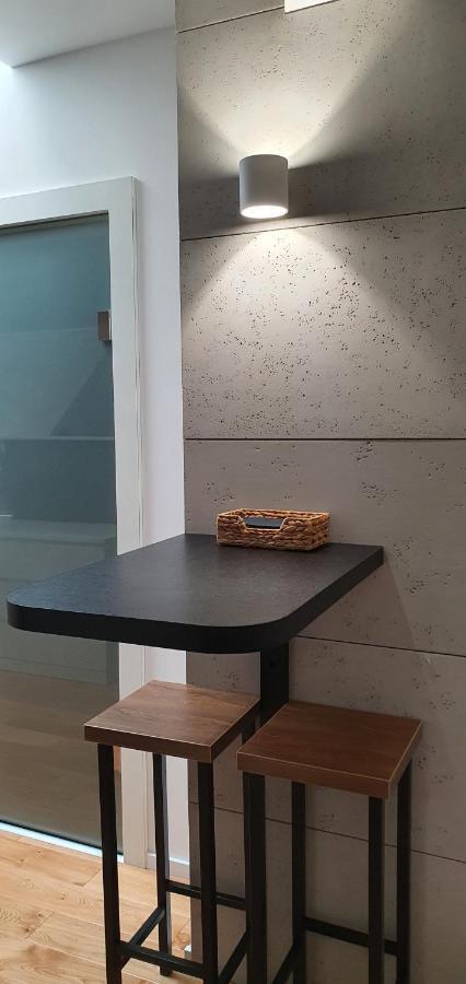 Apartament Vilda Poznań Esterno foto